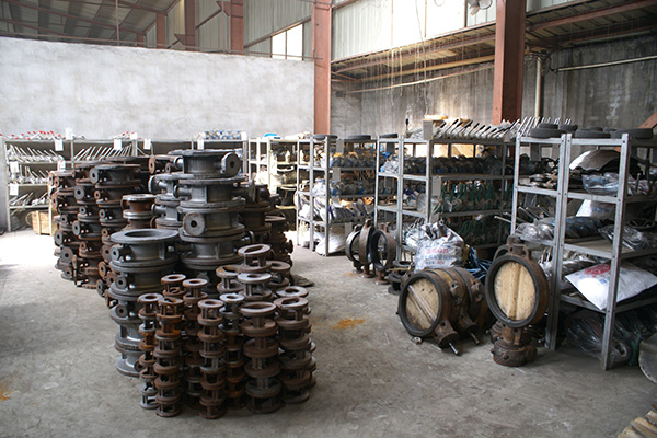 Bi-directional hard seal butterfly valve production workshop